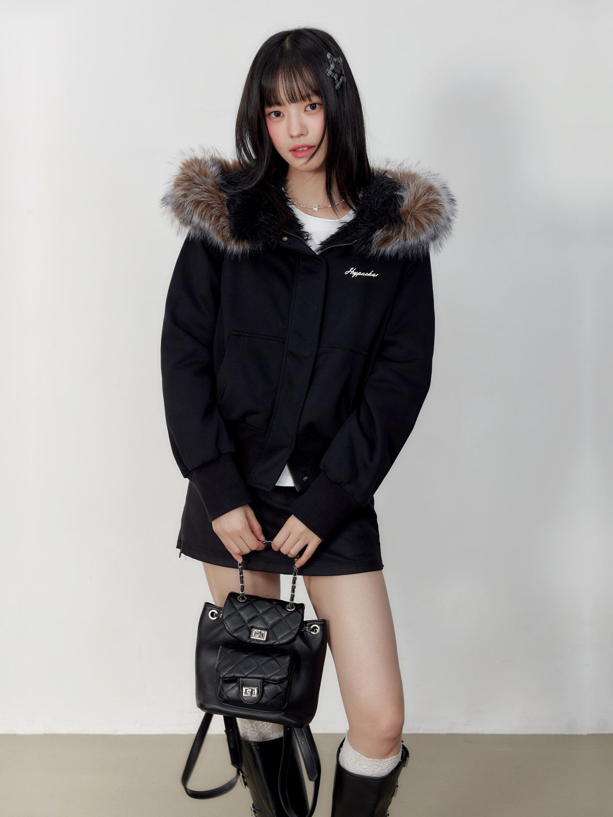 Hypoekai Black Faux Fur Hooded Slim Fit Long Sleeve Women's Puffer Jackets