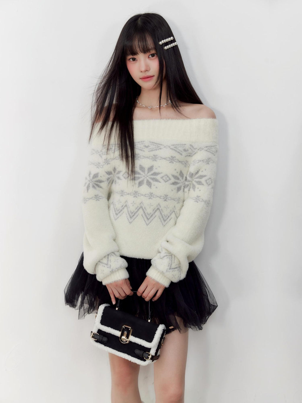 Hypoekai Fair Isle Loose Fit Women's Off-shoulder Sweaters