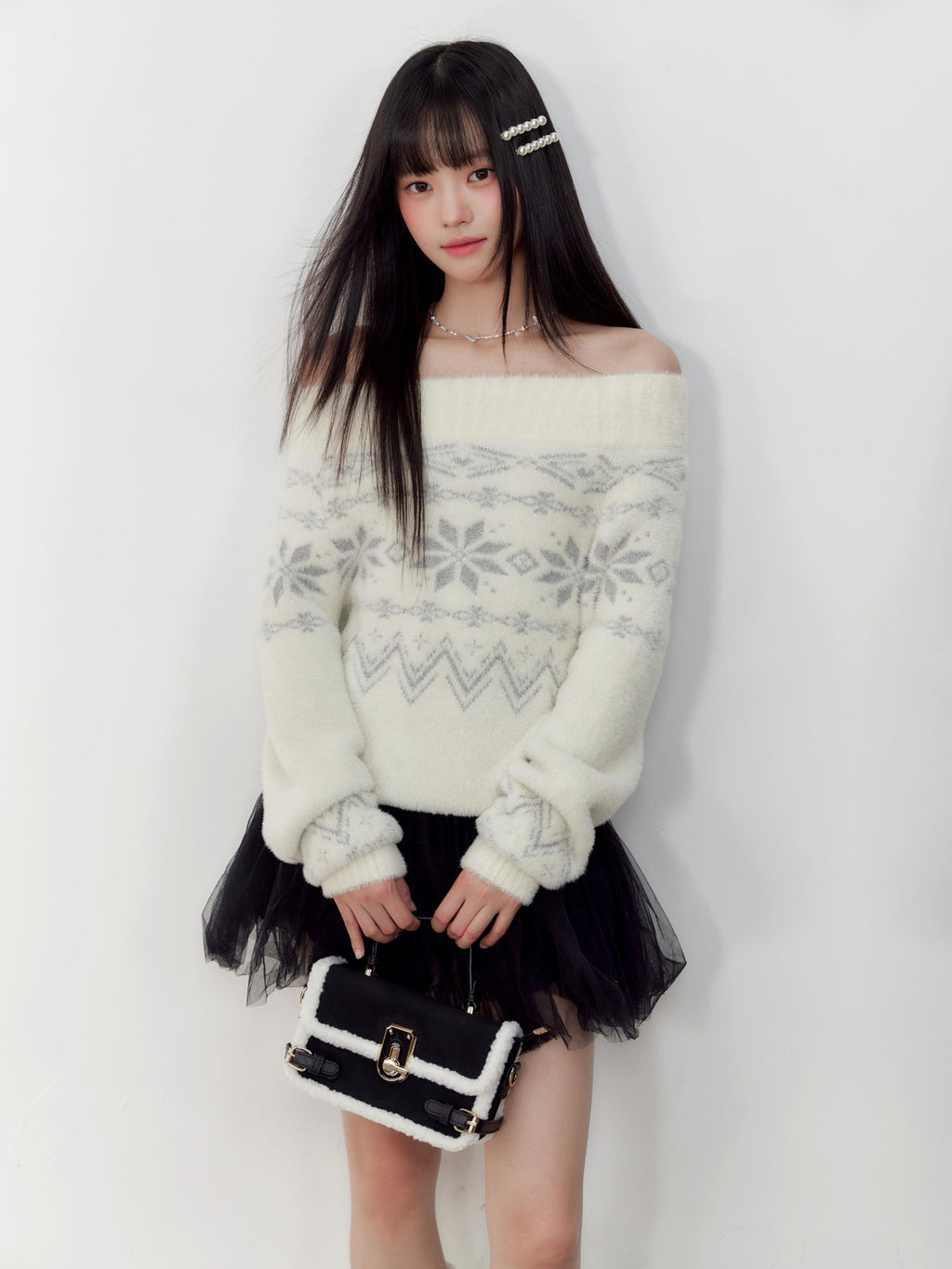 Hypoekai Fair Isle Loose Fit Women's Off-shoulder Sweaters