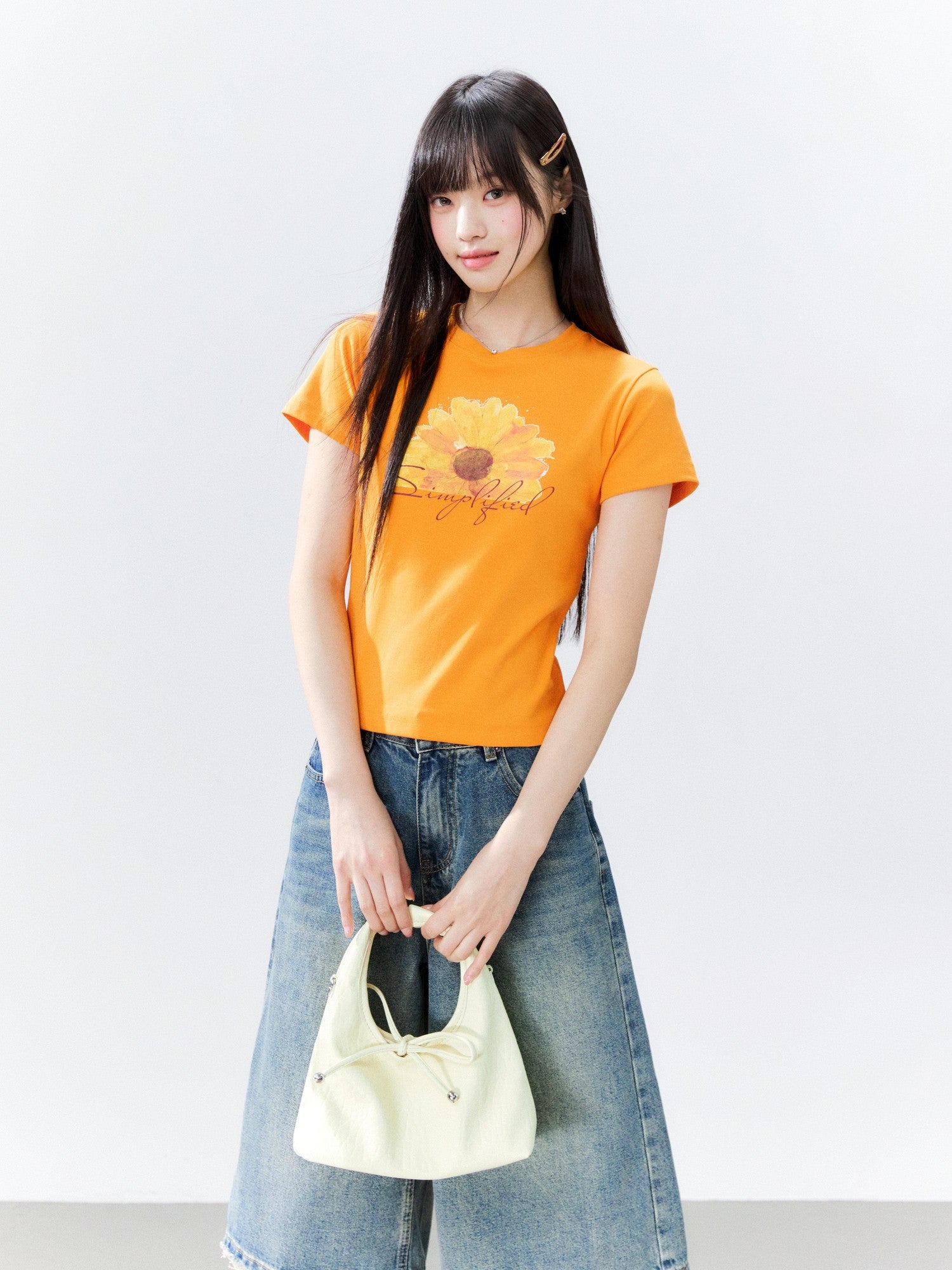 Hypoekai Floral Print Cropped Slimming Short Sleeve Women's Slim T-shirts