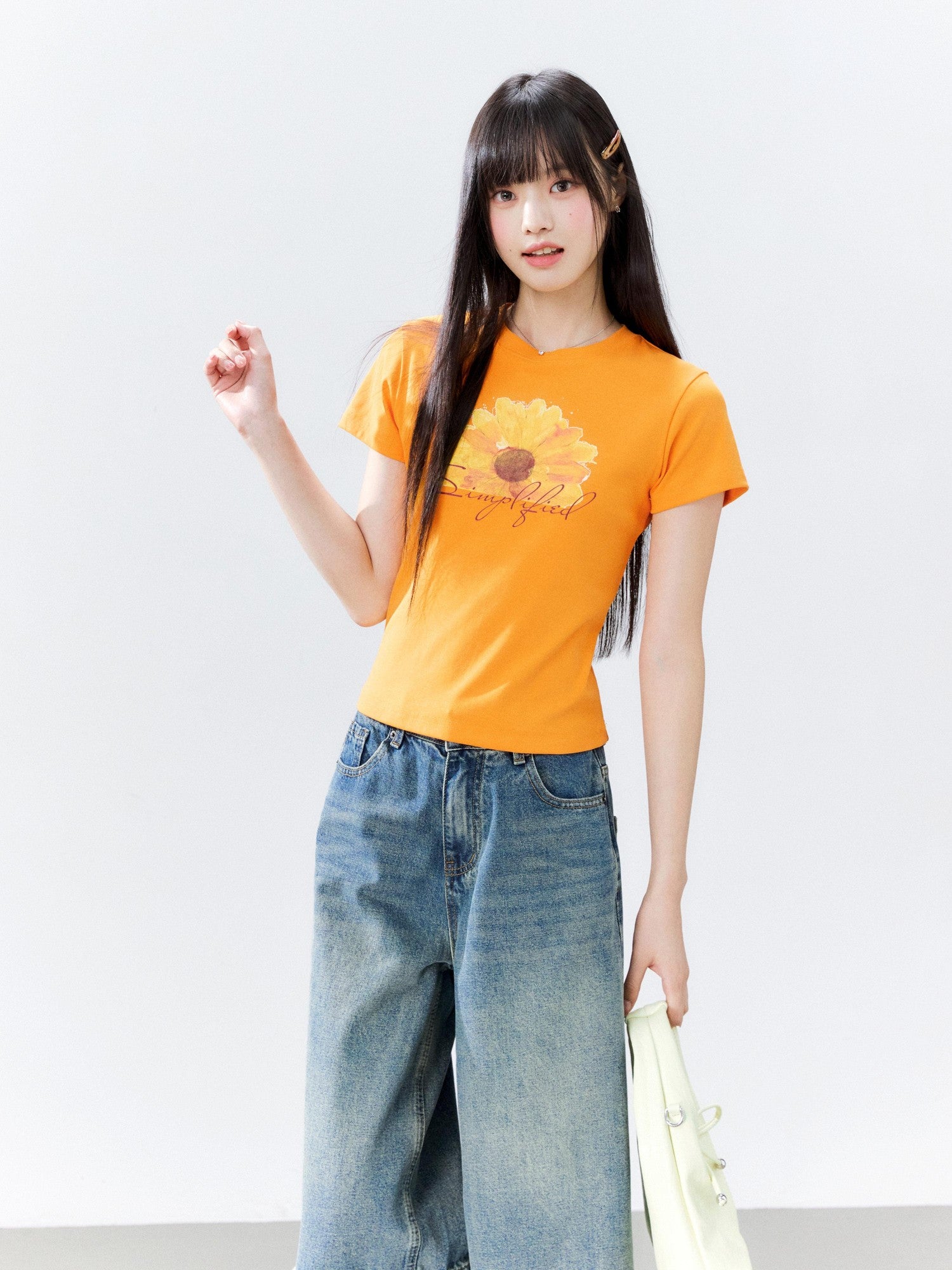 Hypoekai Floral Print Cropped Slimming Short Sleeve Women's Slim T-shirts