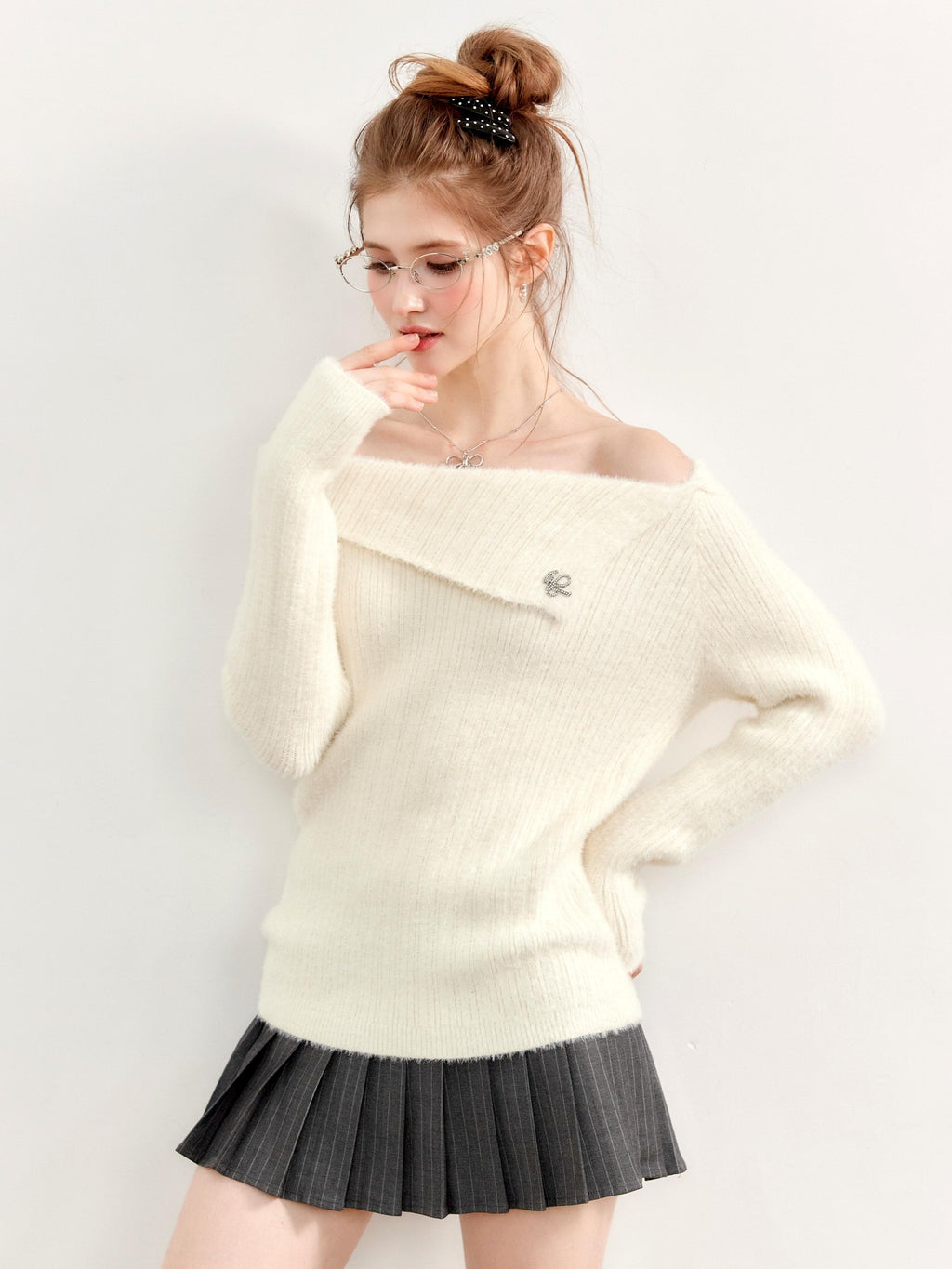 Hypoekai Fuzzy Soft Slanted Off Shoulder Loose Fit Women's Knit Off-shoulder Sweaters