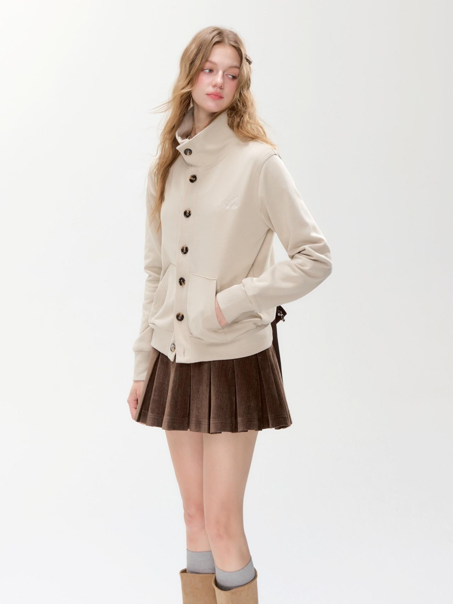 Hypoekai Light Beige Stand Collar Slim Fit Short Women's Sweatshirt Cropped Jackets