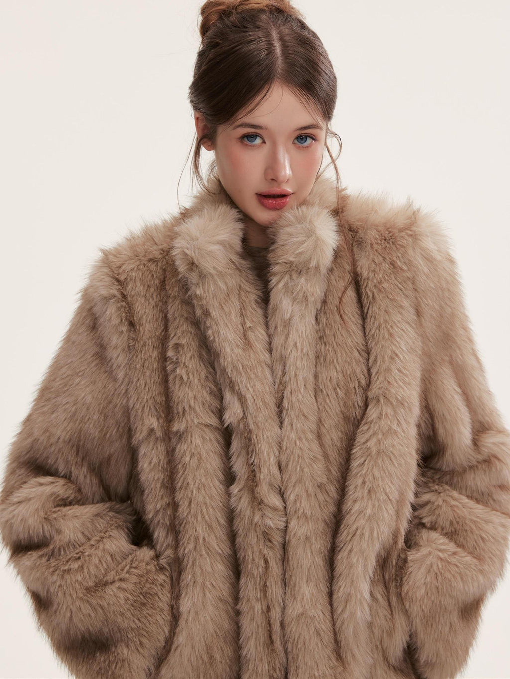 Hypoekai Long Hair Loose Fit Warm Women's Faux Fur Coats