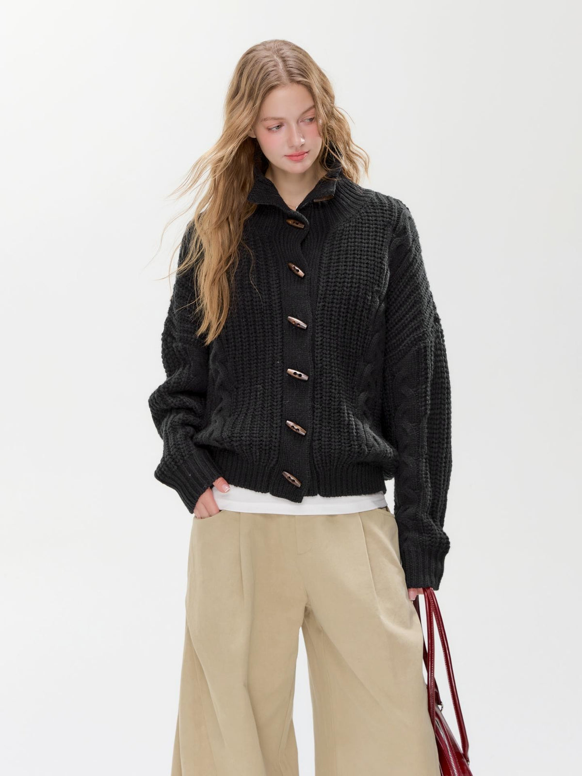 Hypoekai Loose Knit Horn Button Cotton Women's Cardigans