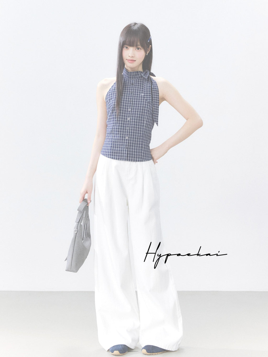 Hypoekai Plaid Tie Halter Neck Fitted Sleeveless Shirt Women's Halter Tops