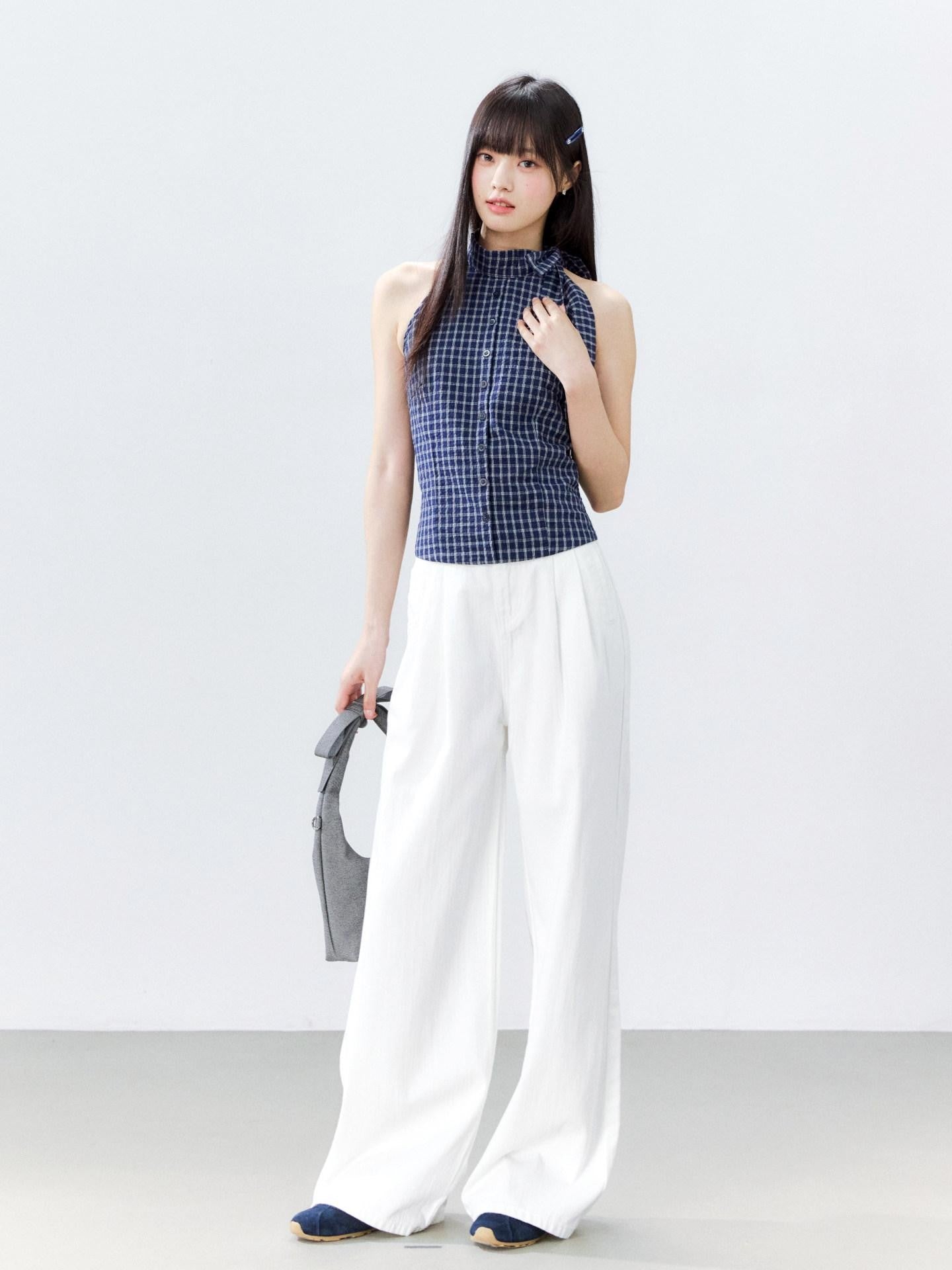 Hypoekai Plaid Tie Halter Neck Fitted Sleeveless Shirt Women's Halter Tops