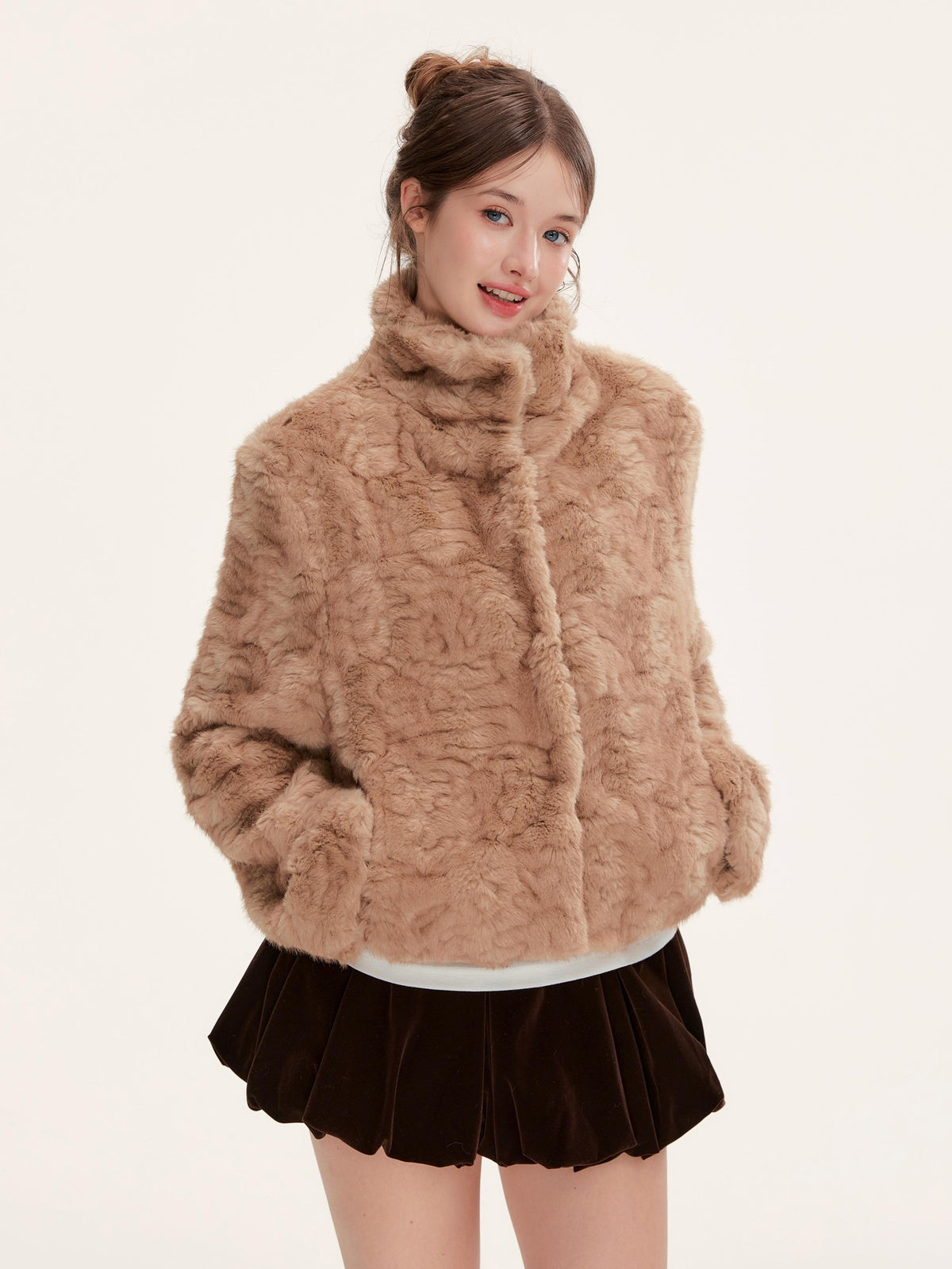 Hypoekai Warm Brown Cable Knit Faux Fur Women's Korean Cropped Jackets