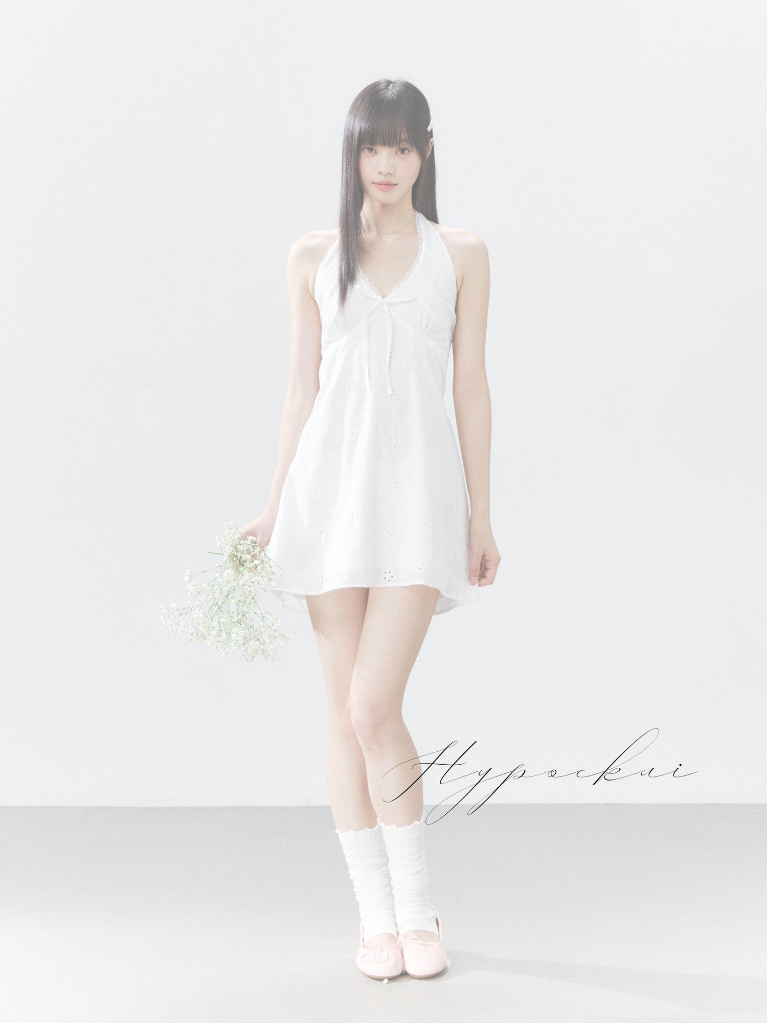 Hypoekai White Embroidered Lace Trim Casual Loose Slimming Women's Halter Mini Dresses