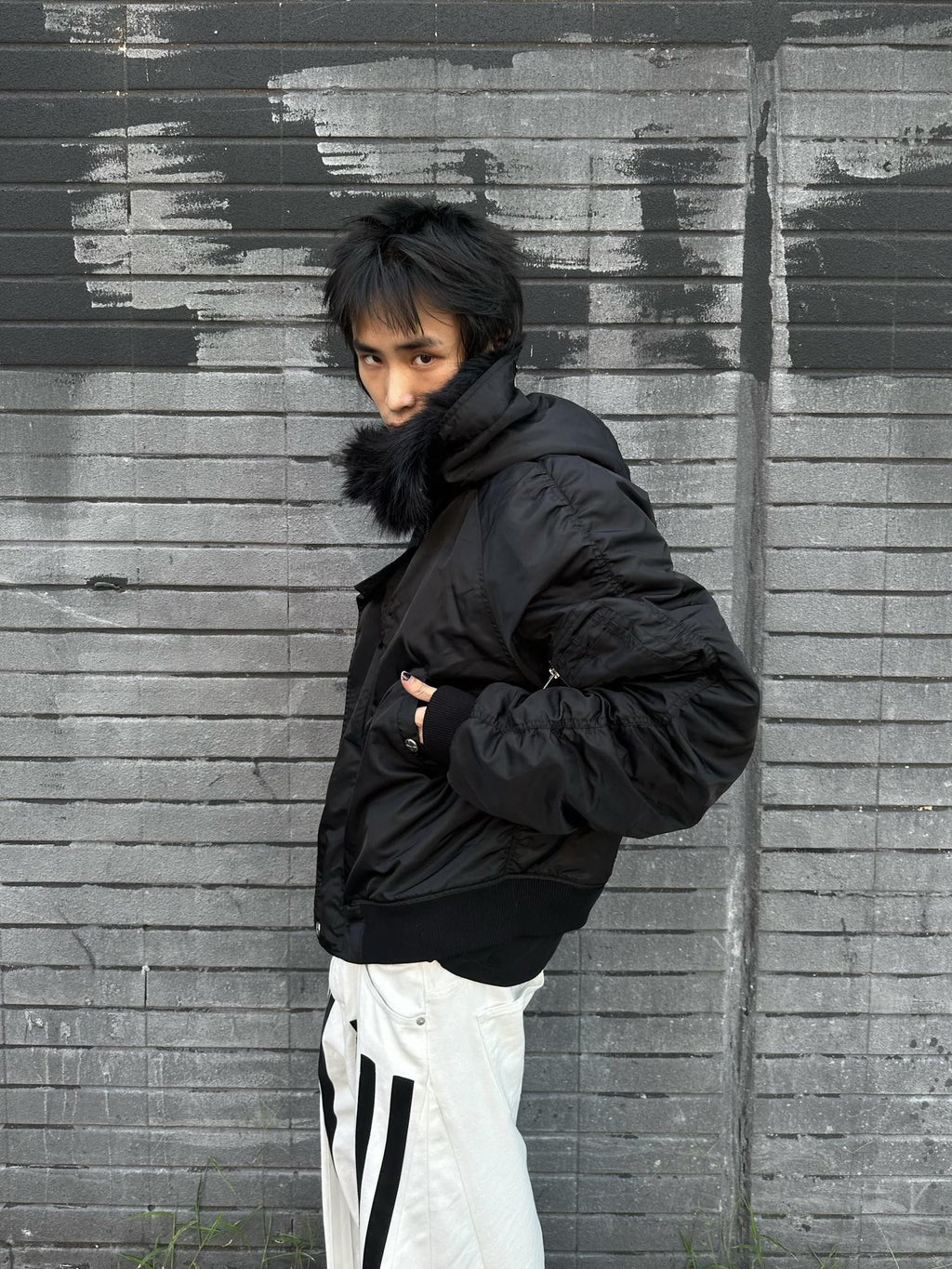 Imdelusion Black Hooded N2b Flight Women's Fox Fur Down Cotton Bomber Jackets