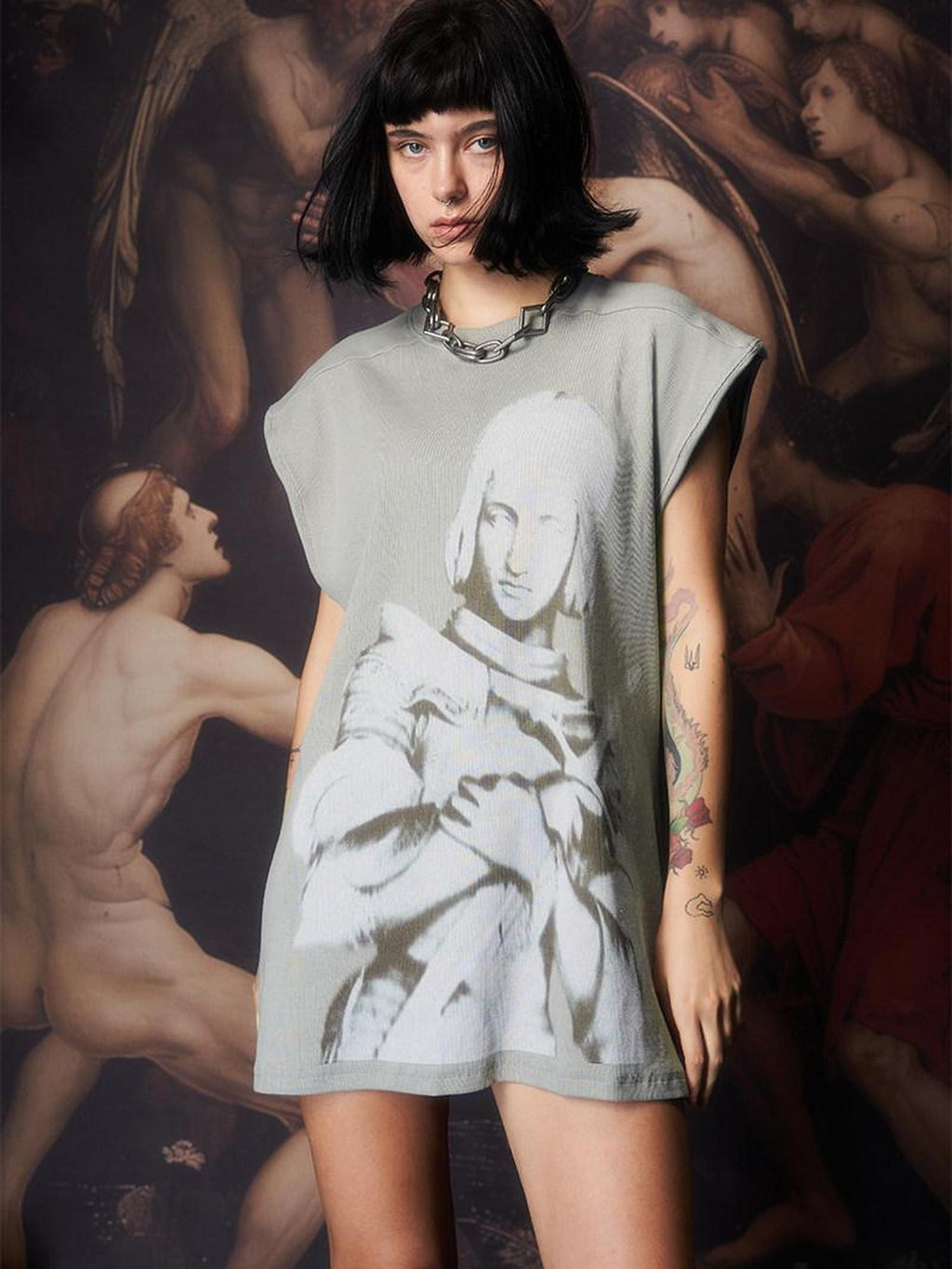 Imdelusion Gray Green Knight Print Loose Crew Neck Women's Cotton Tank Tops