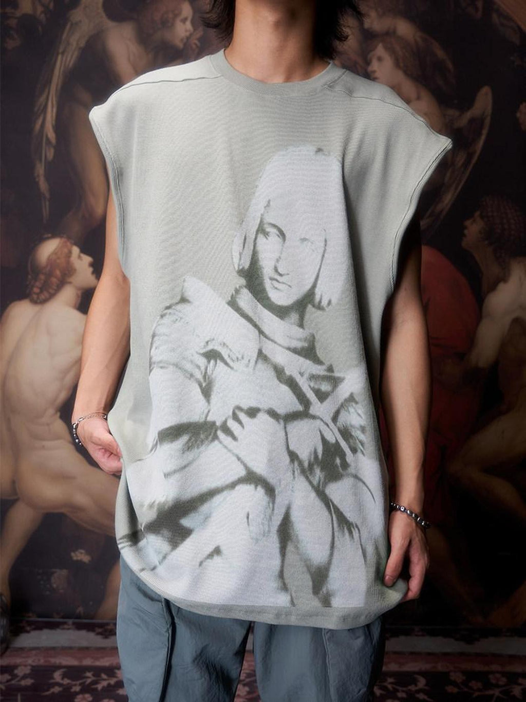 Imdelusion Gray Green Knight Print Loose Crew Neck Women's Cotton Tank Tops