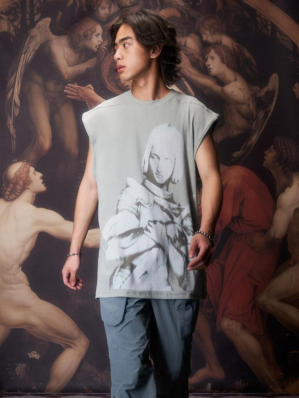 Imdelusion Gray Green Knight Print Loose Crew Neck Women's Cotton Tank Tops