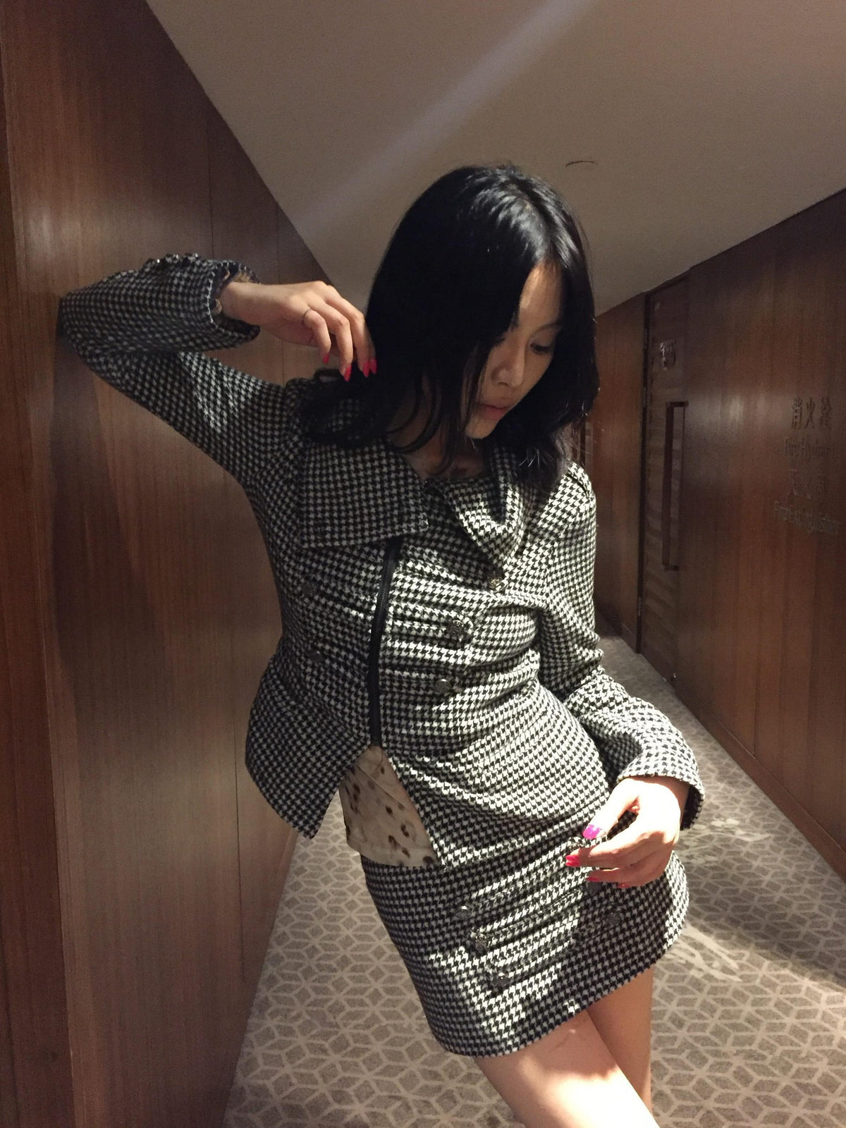 Imdelusion Houndstooth Court Stand Collar Zip Slit Hem Women's Wool Matching Skirt Sets