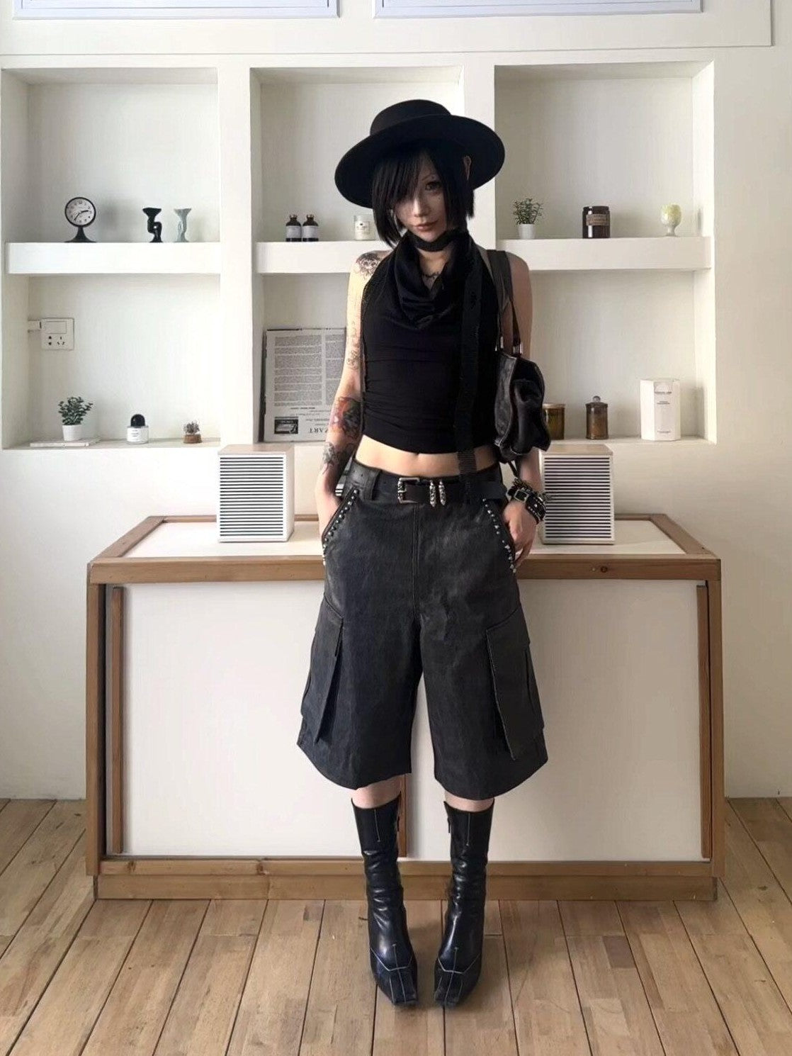 Imdelusion Studded Crackle 3d Large Pocket Cargo Cropped Punk Women's Leather Pants