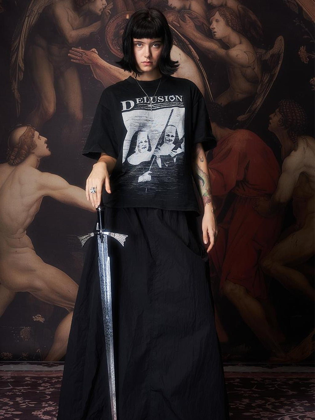 Imdelusion Washed Figure Graphic Boxy Short Women's Cotton Oversized T-shirts