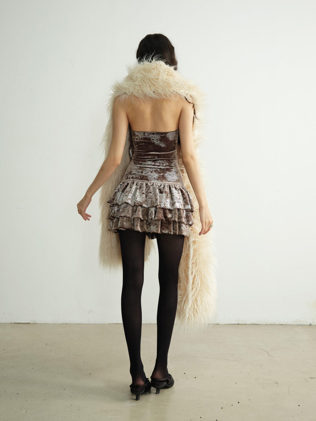 Jnylon studios Apricot Silver Foil Floral Lace Up Backless Women's Velvet Mini Skirts