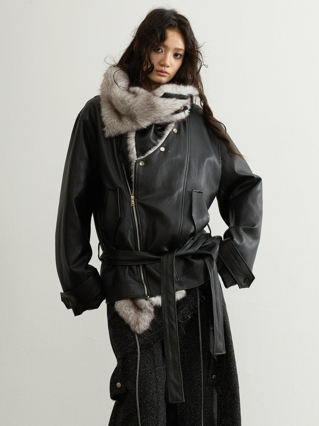 Jnylon studios Black Urban Nomadic Detachable Fur Collar Women's Pu Leather Jackets