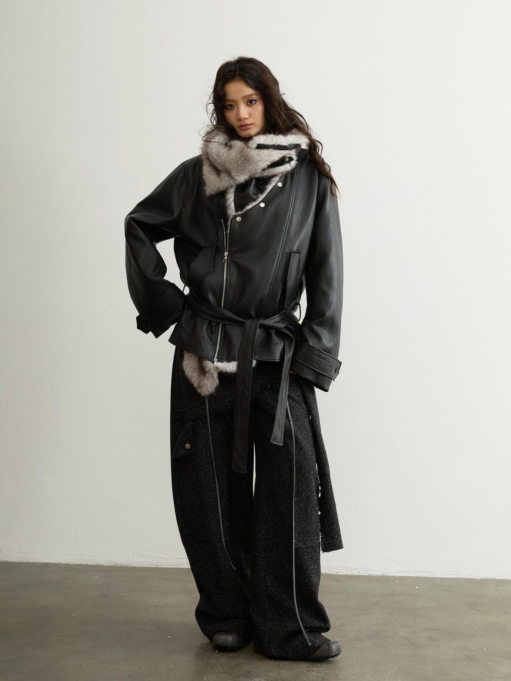 Jnylon studios Black Urban Nomadic Detachable Fur Collar Women's Pu Leather Jackets