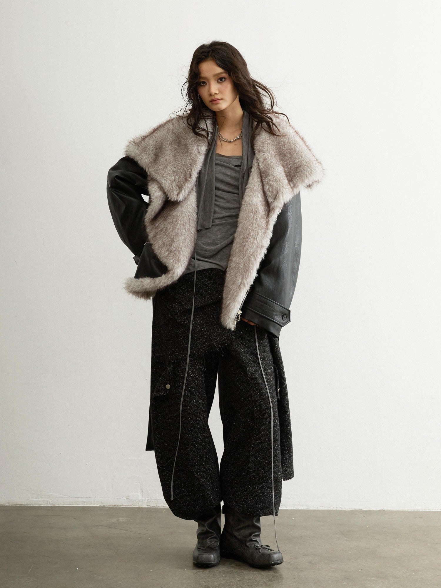 Jnylon studios Black Urban Nomadic Detachable Fur Collar Women's Pu Leather Jackets