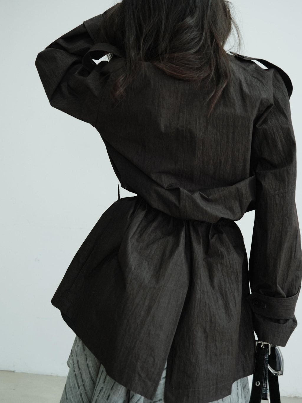 Jnylon studios Dark Gray Sculpted Pocket Cinched Waist Cropped Women's Trench Coats