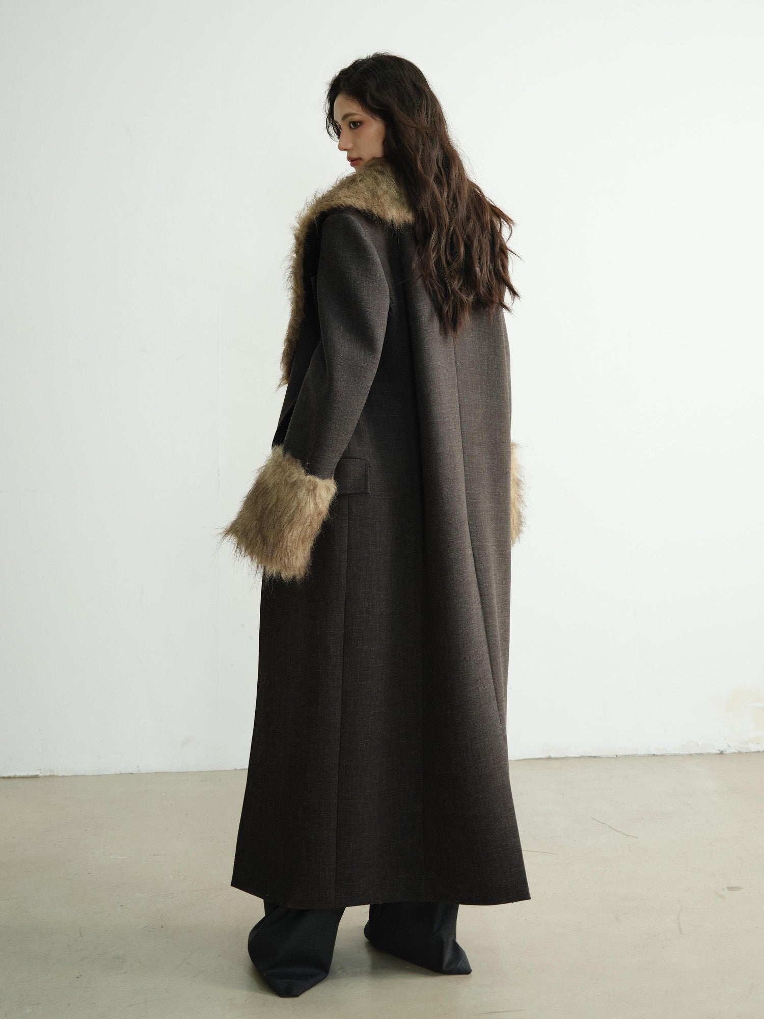 Jnylon studios Dark Gray Striped Removable Fur Collar Mid Length Women's Polyester Blazers