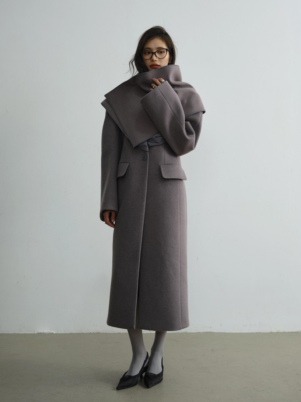 Jnylon studios Faux Silk Scarf Splice Asymmetrical Ultra Low Neck Women's Wool Blend Long Coats
