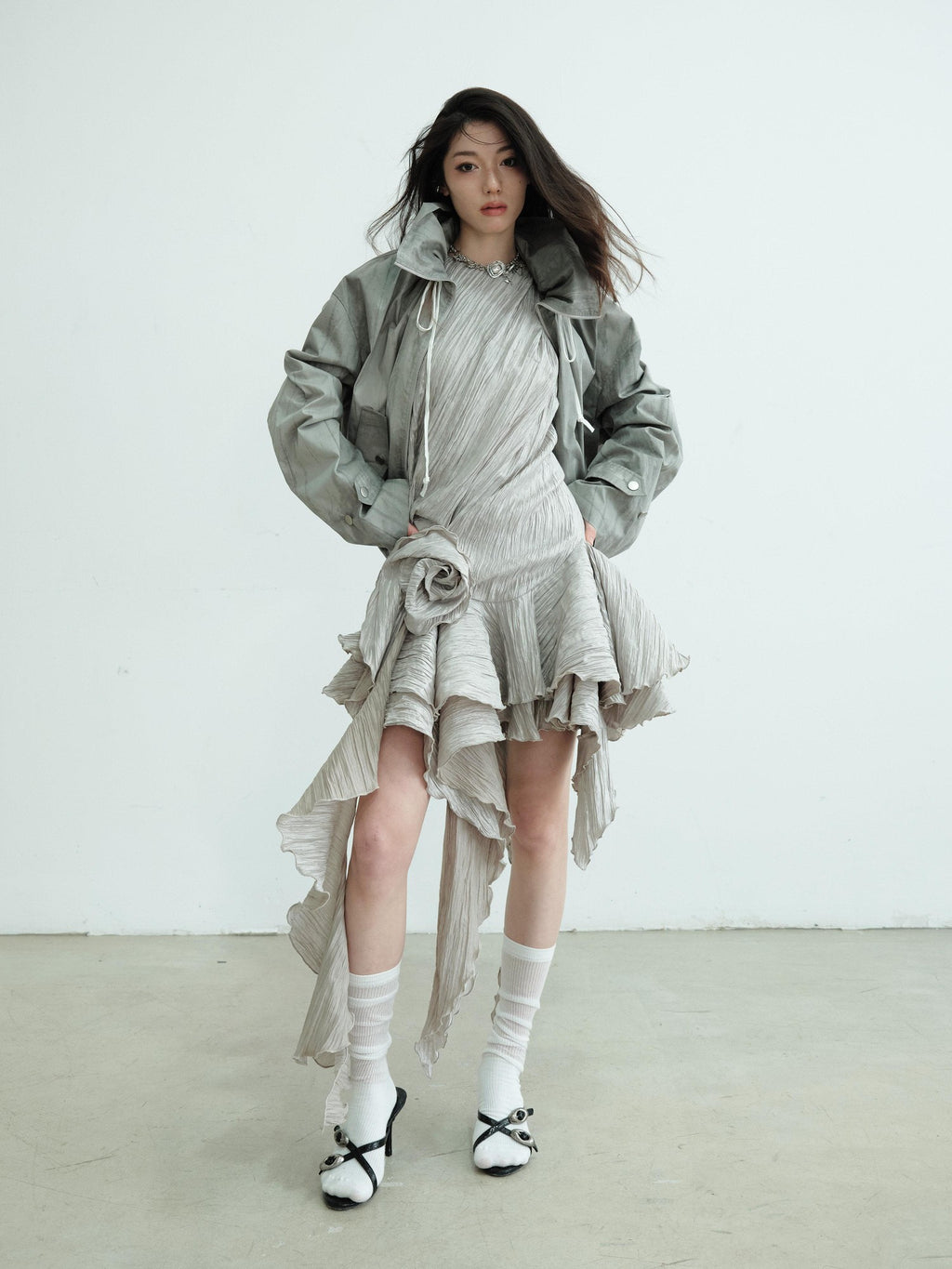 Jnylon studios Gray Barn Style Distressed Print Women's Lightweight Cropped Jackets