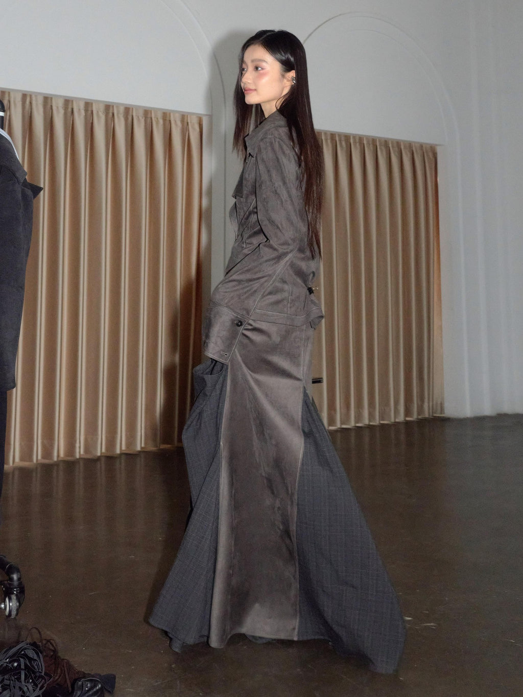 Jnylon studios Gray Contrast Spliced Pleated Pocket Women's Polyester Maxi Skirts