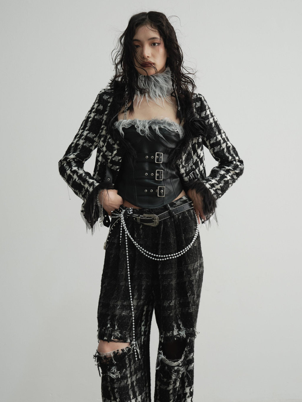 Jnylon studios Houndstooth Fuzzy Patch Low Collar Dark Punk Women's Boucle Cropped Jackets