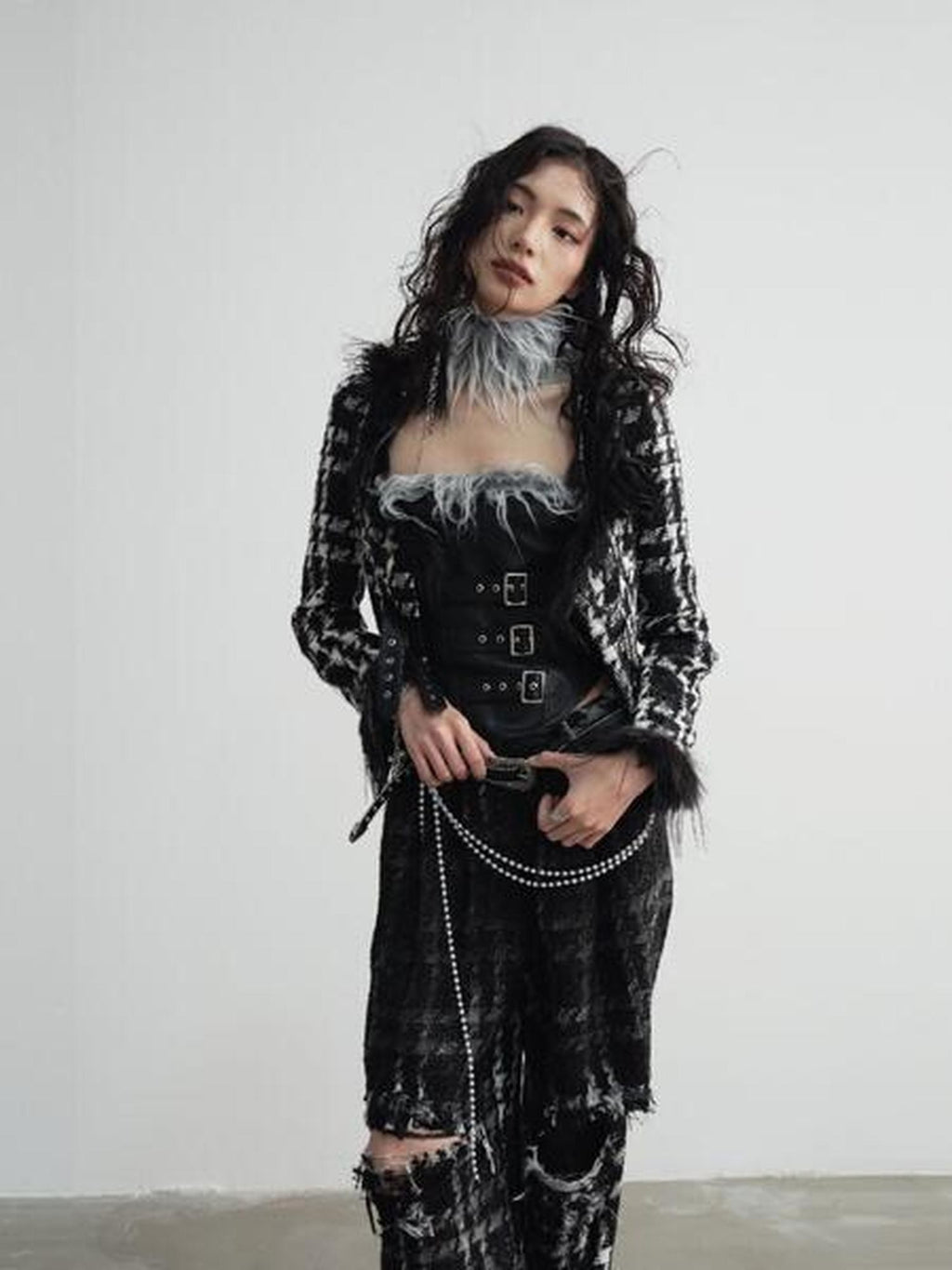 Jnylon studios Houndstooth Fuzzy Patch Low Collar Dark Punk Women's Boucle Cropped Jackets