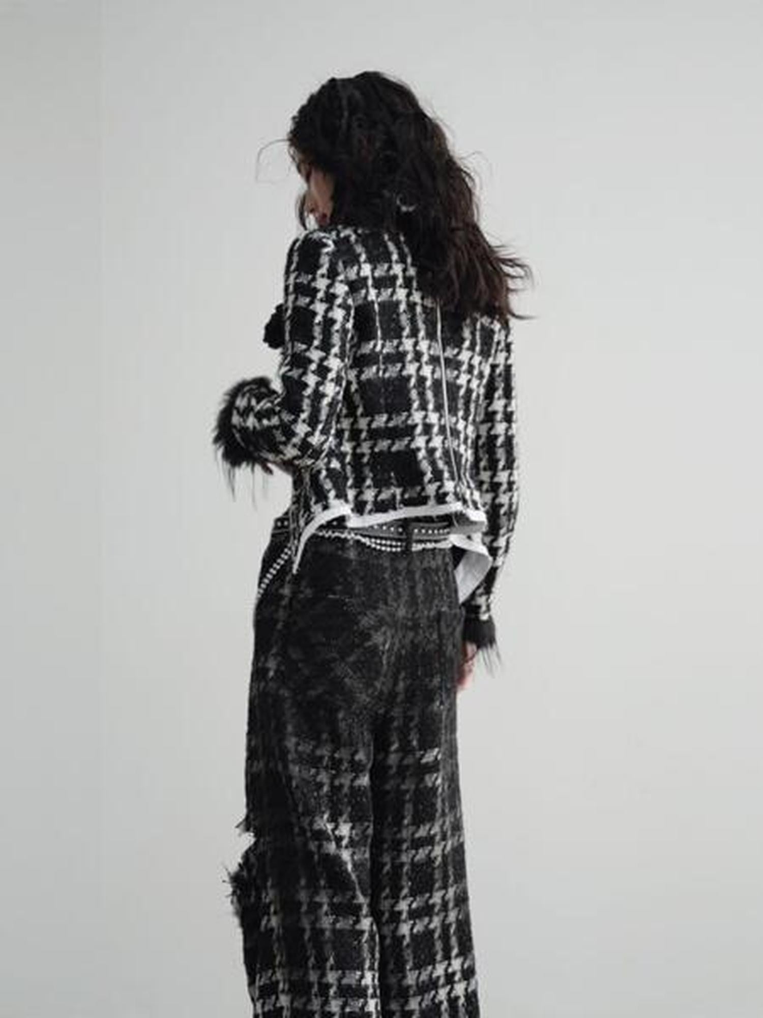 Jnylon studios Houndstooth Fuzzy Patch Low Collar Dark Punk Women's Boucle Cropped Jackets