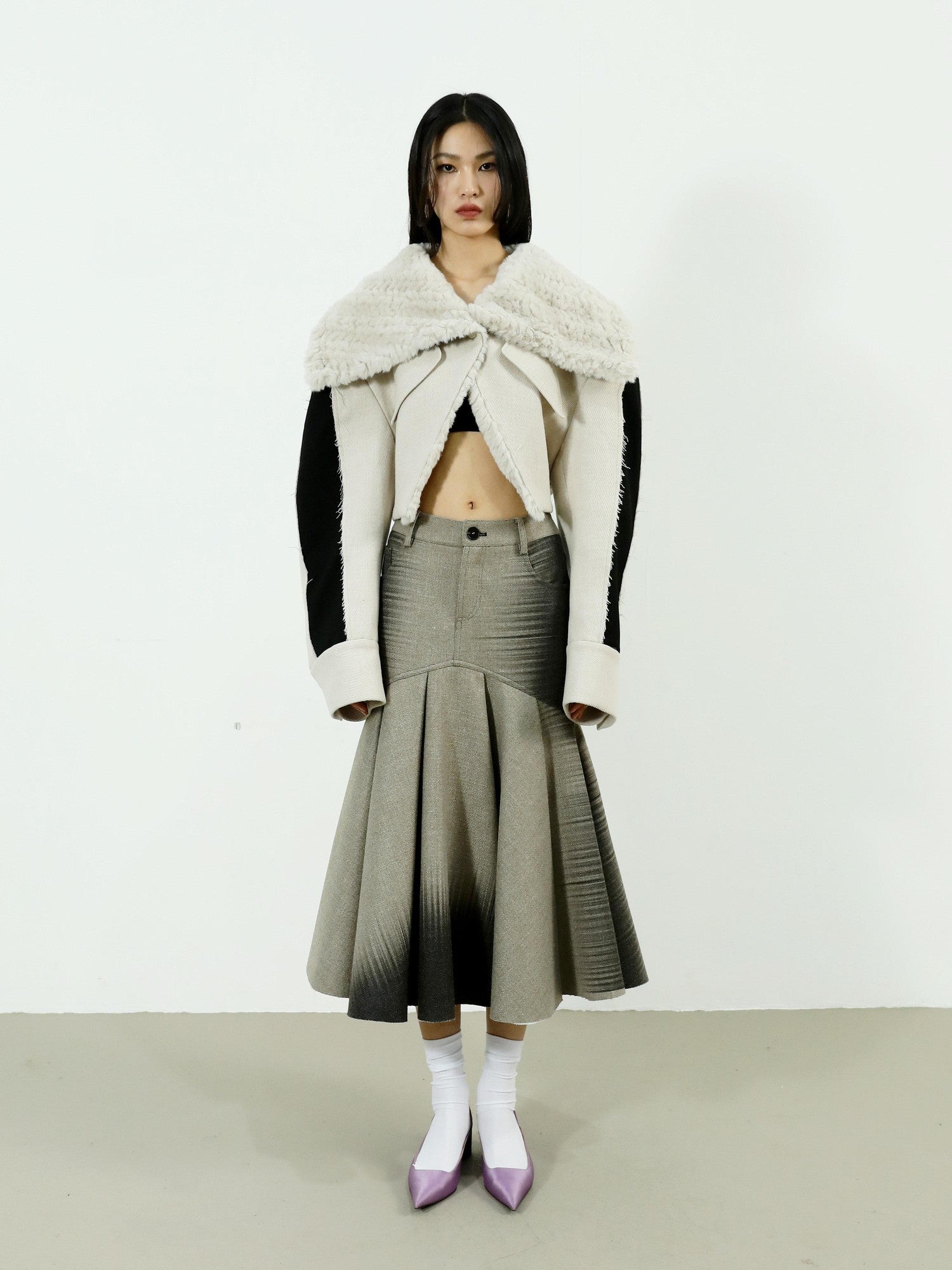 Jnylon studios Off White Colorblock Frayed Edge Patchwork Large Lapel Women's Cropped Jackets