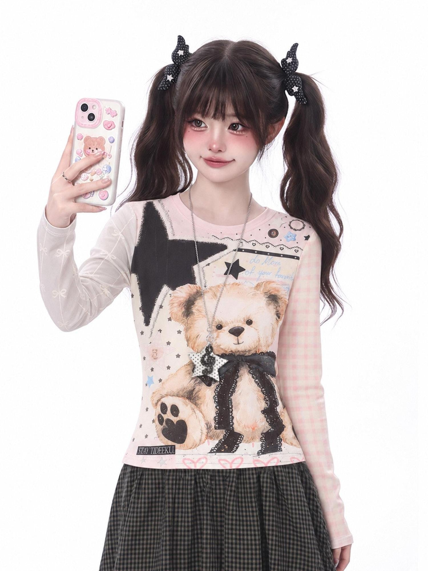 LaceBravo Cute Bear Print Colorblock Slim Fit Women's Long Sleeve T-shirts