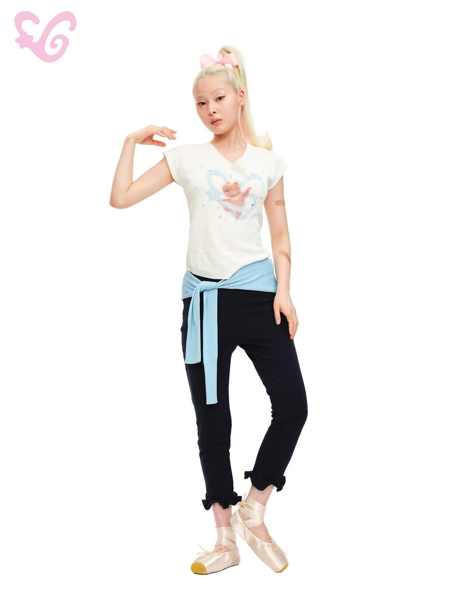 MOF White Knit Bear Heart Print V-neck Crop Waist Women's Short Sleeve T-shirts