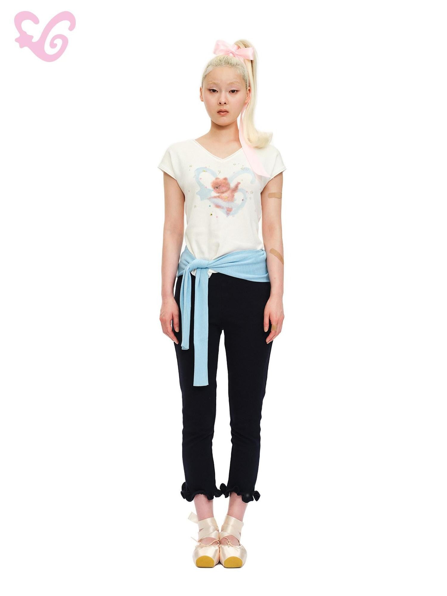 MOF White Knit Bear Heart Print V-neck Crop Waist Women's Short Sleeve T-shirts