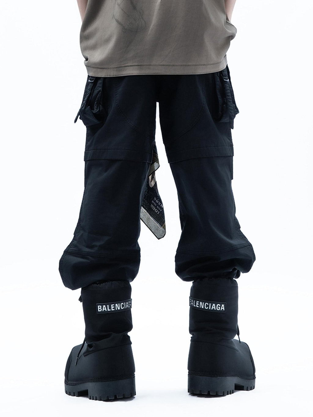 MOGONGSHE Black Edgy Cargo Relaxed Fit Street Cool Women's Wide-leg Pants