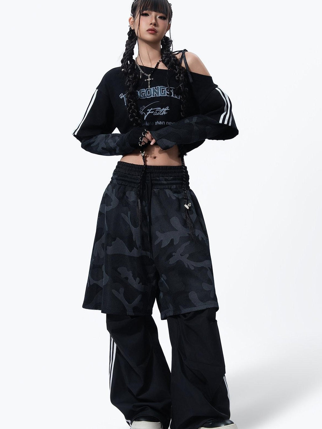 MOGONGSHE Camo Asymmetric Spliced Cropped Sporty Printed Women's Long Sleeve T-shirts