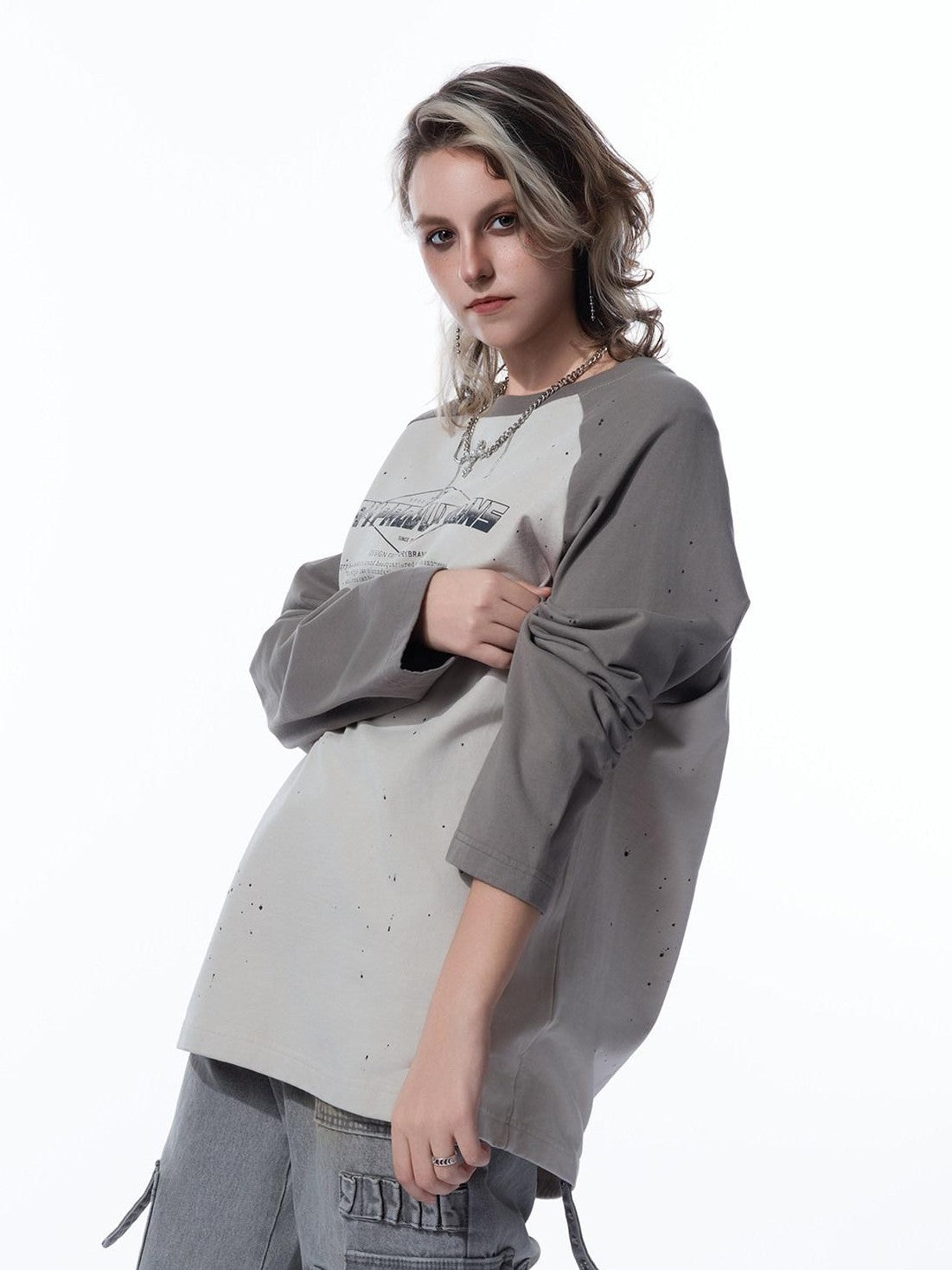 MOGONGSHE Edgy Colorblock Spray Paint Distressed Streetstyle Women's Long Sleeve T-shirts