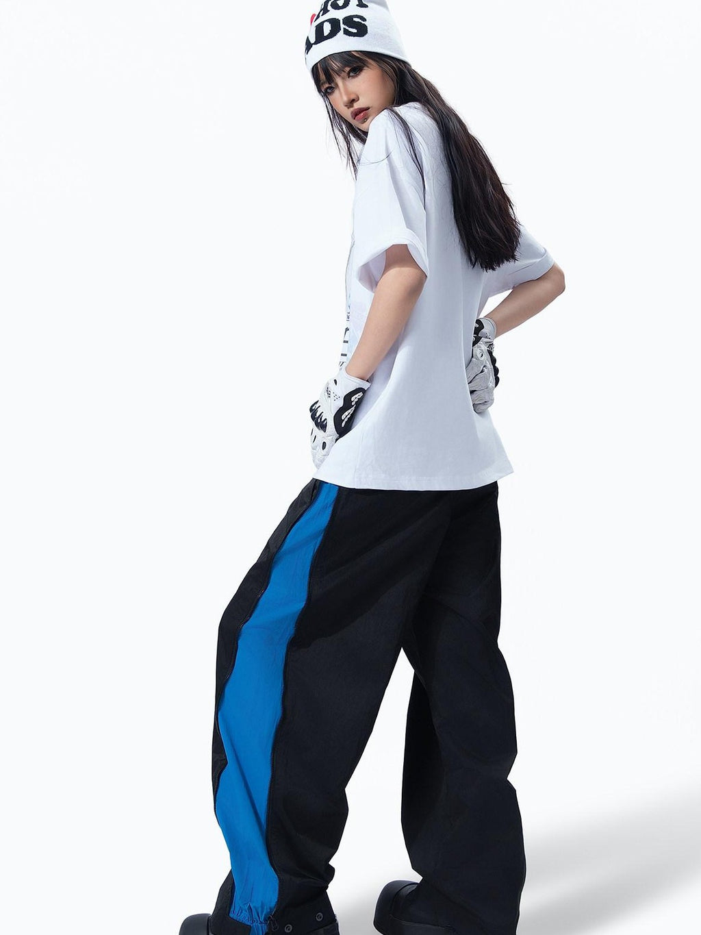 MOGONGSHE Edgy Digital Moto Street Print Loose Women's Cotton Short Sleeve T-shirts