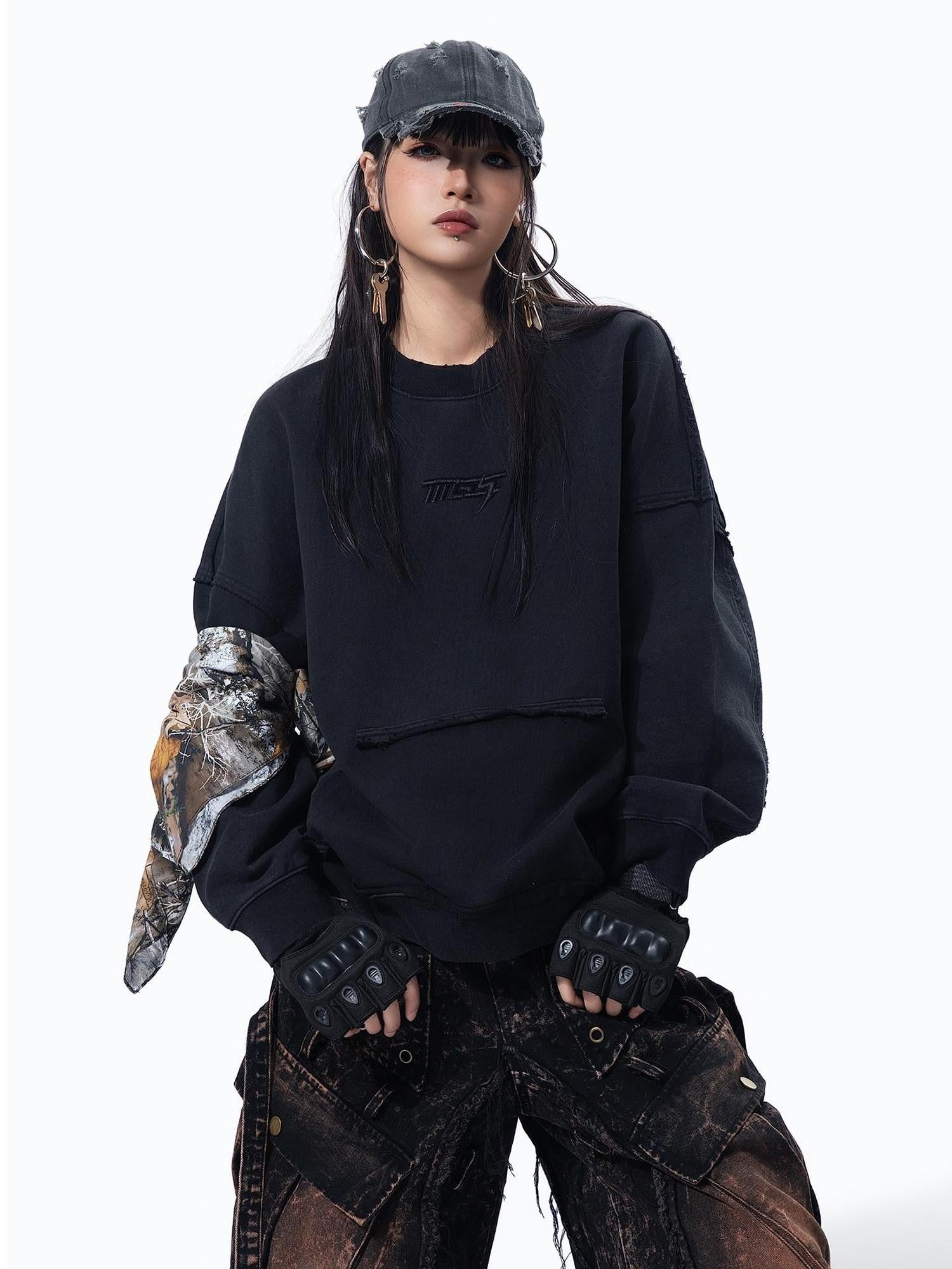 MOGONGSHE Edgy Wasteland Streetwear Women's Heavyweight Long Sleeve T-shirts
