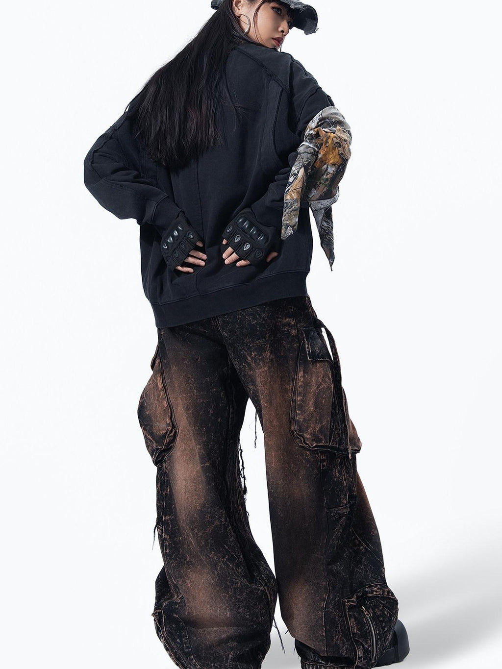 MOGONGSHE Edgy Wasteland Streetwear Women's Heavyweight Long Sleeve T-shirts