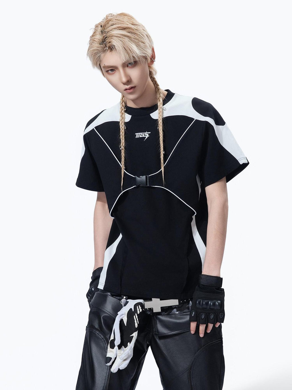 MOGONGSHE Monochrome Deconstructed Buckle Techwear Women's Short Sleeve T-shirts