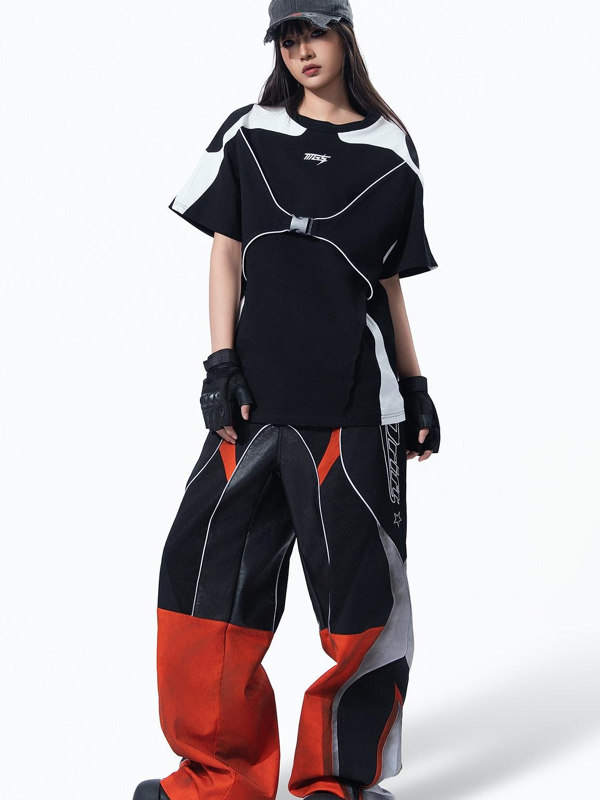 MOGONGSHE Monochrome Deconstructed Buckle Techwear Women's Short Sleeve T-shirts