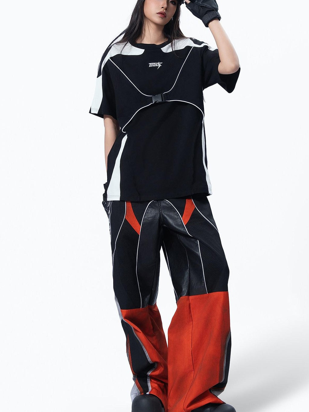 MOGONGSHE Monochrome Deconstructed Buckle Techwear Women's Short Sleeve T-shirts