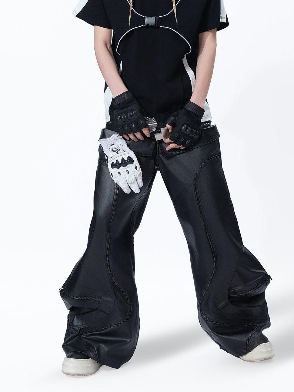 MOGONGSHE Monochrome Deconstructed Buckle Techwear Women's Short Sleeve T-shirts
