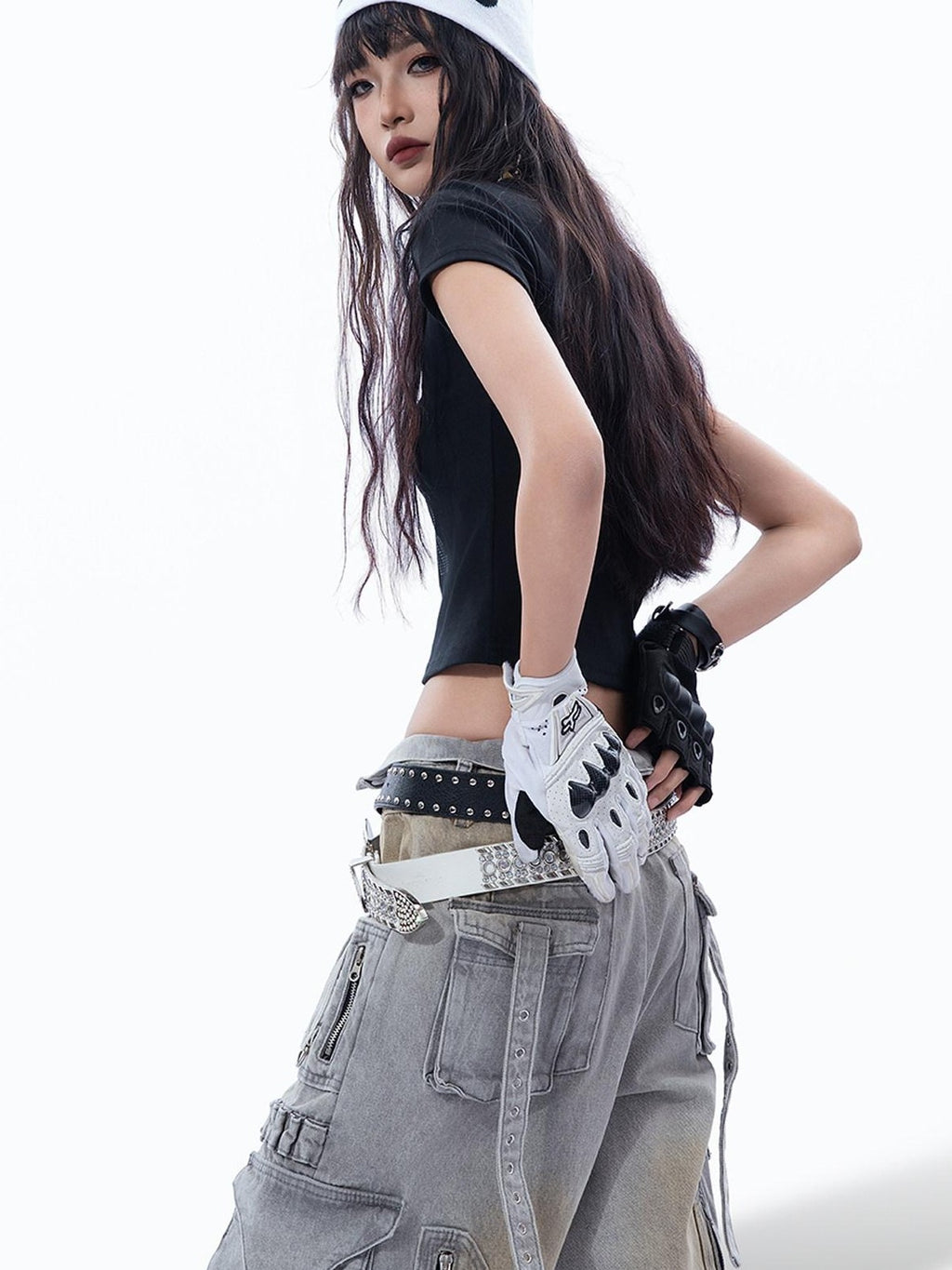 MOGONGSHE Retro Asian Letter Print Alternative Slim Fit Half Sleeve Women's Crop Tops