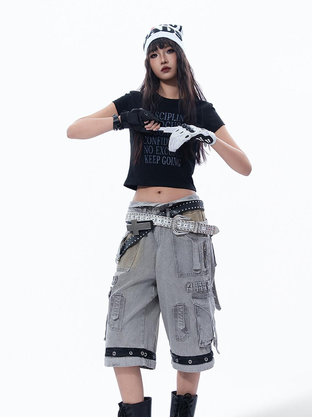 MOGONGSHE Retro Asian Letter Print Alternative Slim Fit Half Sleeve Women's Crop Tops