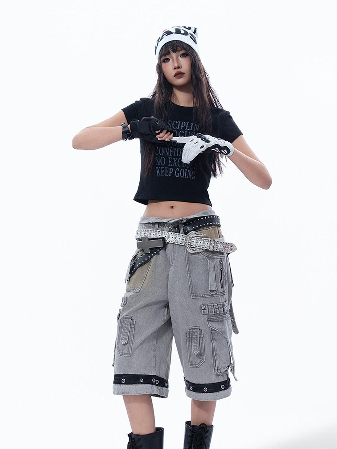MOGONGSHE Retro Asian Letter Print Alternative Slim Fit Half Sleeve Women's Crop Tops
