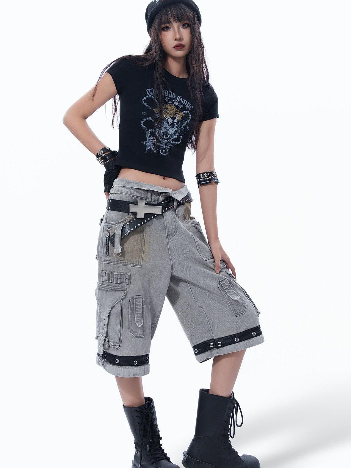 MOGONGSHE Sweet Cool Chain And Gold Leopard Holding Ball Print Women's Crop Tops
